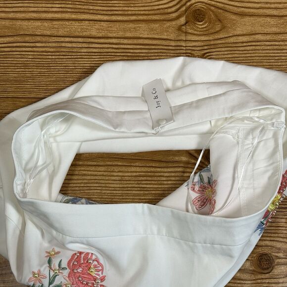 Joy & Co Embroidered Mini Skirt Women’s Size Large Floral Pattern White - Picture 11 of 15